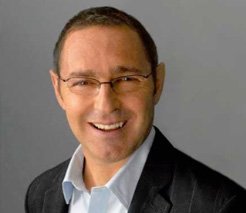 welldo_cz_DR._FRANK_LIPMAN Dopady pandemie na výrobu vířivek a swim spa